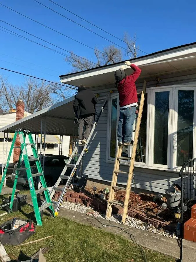 Restoration crew performing exterior repair in Collierville
